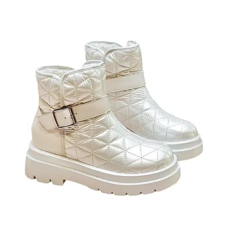 Модные женские зимние ботинки 2025 Зимние новые ботинки Плюс флис Утолщенные короткие ботинки Внутри с увеличением высоты Нескользящие хлопковые туфли