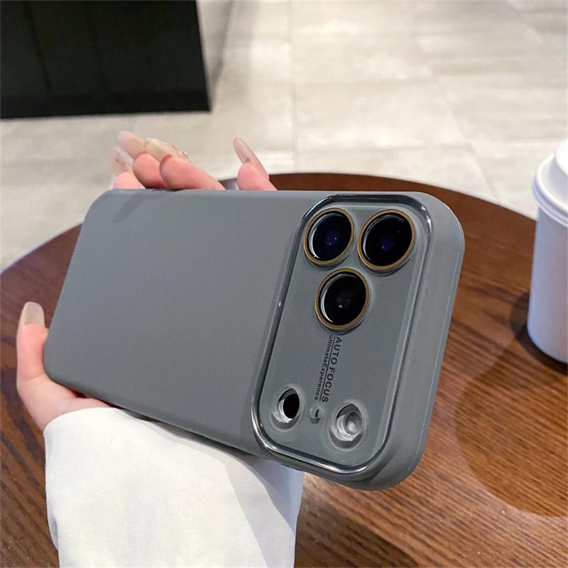 Матовый жидкий силиконовый защитный чехол для iPhone 17, 16, 15 Pro Max, 14 Plus, 13 с большим окном для камеры