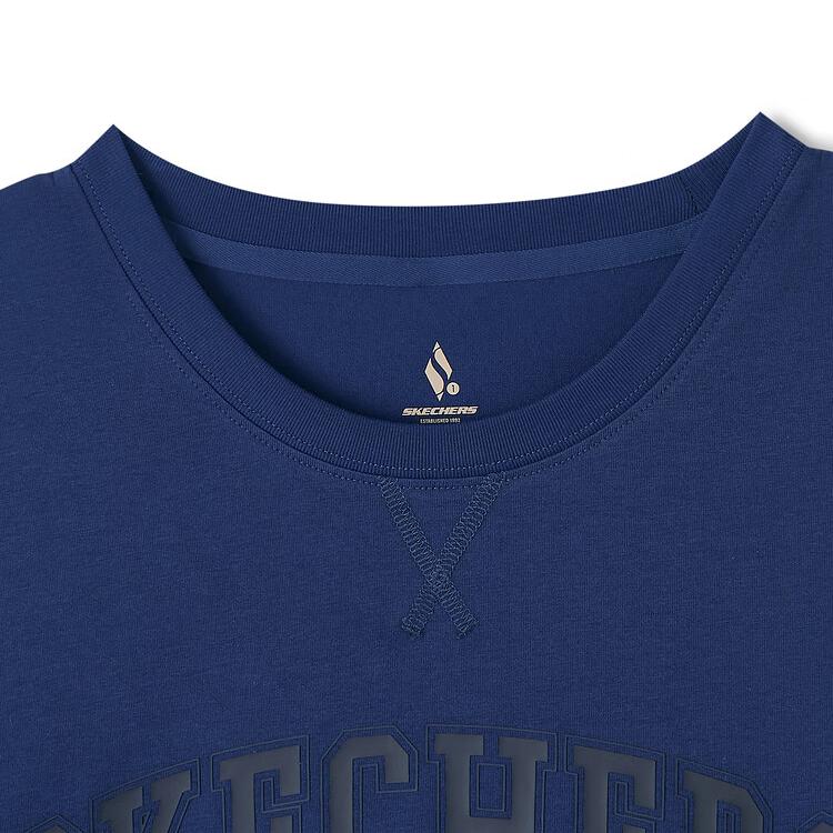 Skechers Серия Sport Lifestyle Простой круглый вырез Пуловер Короткий рукав Футболка Женские топы Средне-синий L225W044-007D