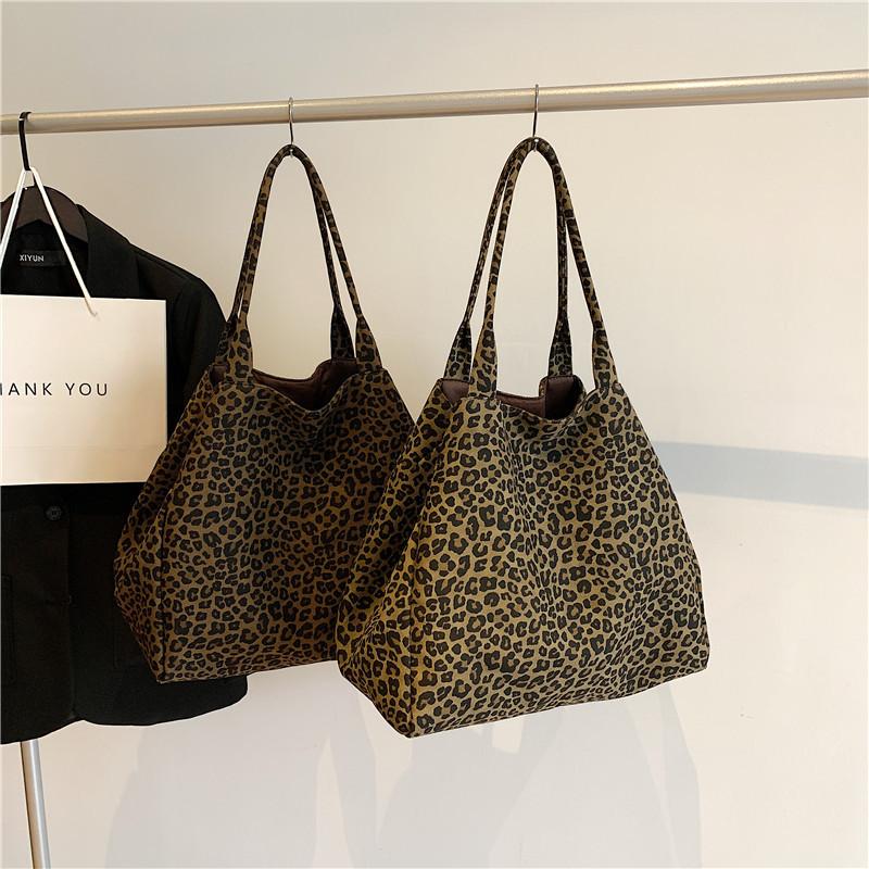 Vintage Leopard Shoulder Bag Women's Canvas Bag Large Capacity Tote Bag