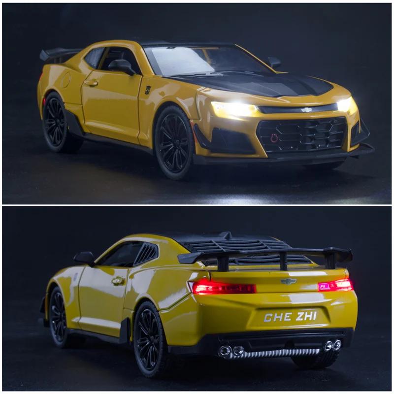 1:24 Chevrolet Camaro Металлическая литая модель игрушечного автомобиля Звук и свет Оттянуть назад Металлический автомобиль Коллекция Симуляция Подарки Игрушки Мальчик