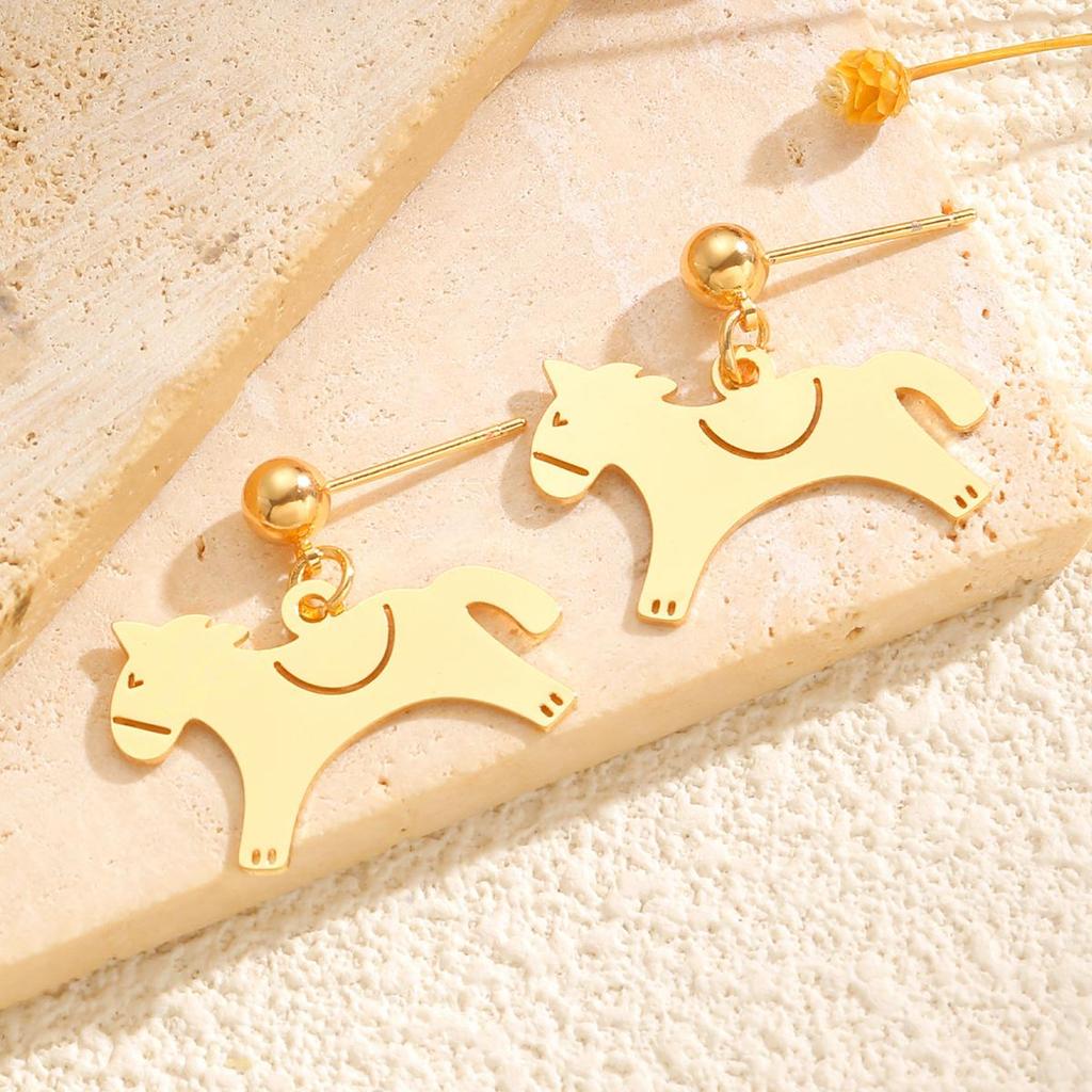 Playful Metal Animal Dangle Earrings Women Cute Pony Drop Earrings Minimalist Stylish Elegant Banquet Party Jewelry Accessories