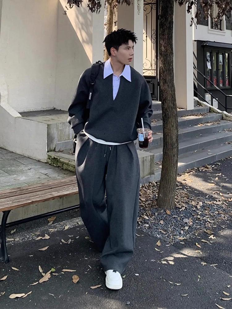 Модный мужской комплект из двух предметов: худи в стиле Old Money: Универсальный, Стильный и Премиальный для Осени/Зимы