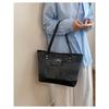 Large-capacity Bag For Women, Versatile, Fashionable, One-shoulder, Trendy, Commuter, Retro, Casual Tote Bag