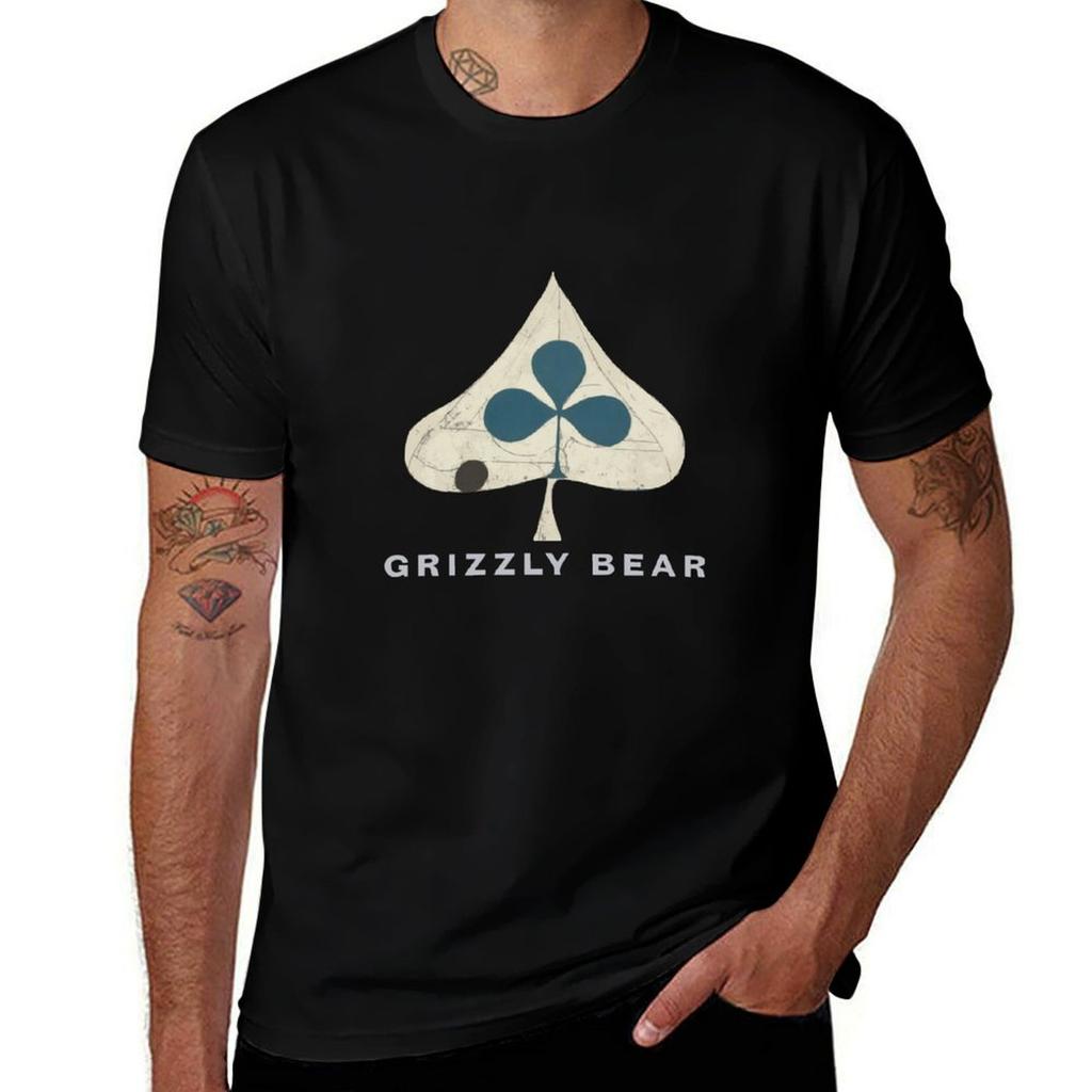 Grizzly Bear Shields Light Text Tshirt Lightweight Gym Training Tshirt