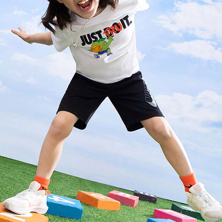 Nike Футболка с коротким рукавом и круглым вырезом с принтом из мультфильма, детские топы, белая DX7623-100