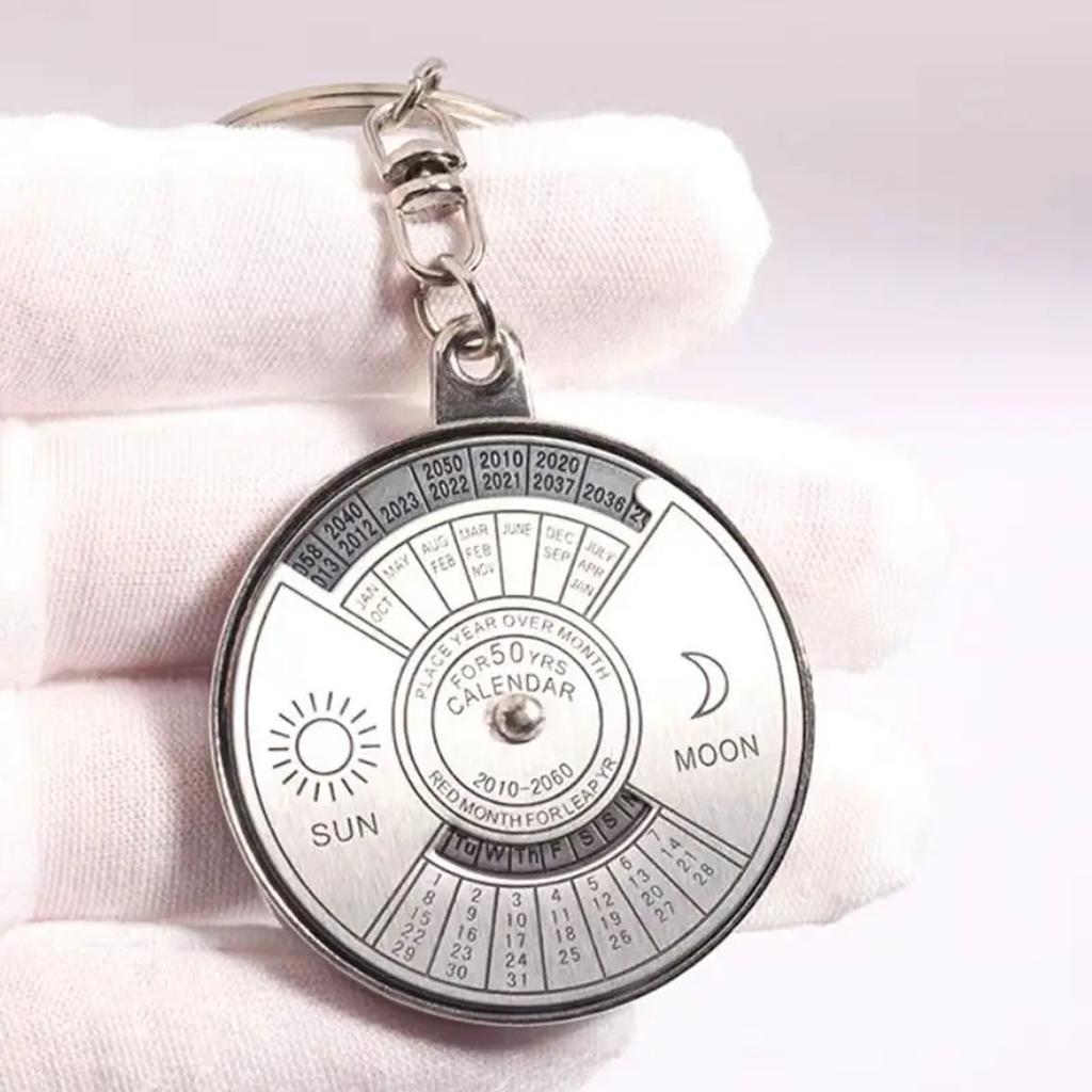 50 Years Perpetual Calendar Keyring Keychain Silver Alloy Key Ring Keyfob Decoration 8OU9