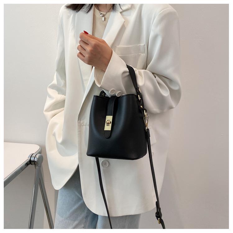 Трендовая женская сумка-ведро высокого класса 2025: Летняя мода Сумка кроссбоди и на плечо