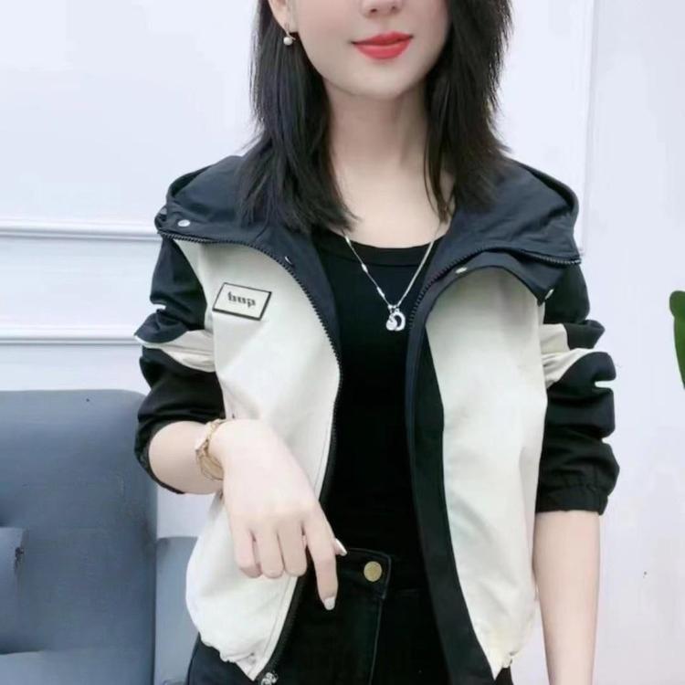 Женская ветровка с цветными вставками, короткое пальто с капюшоном, повседневная спортивная одежда для улицы