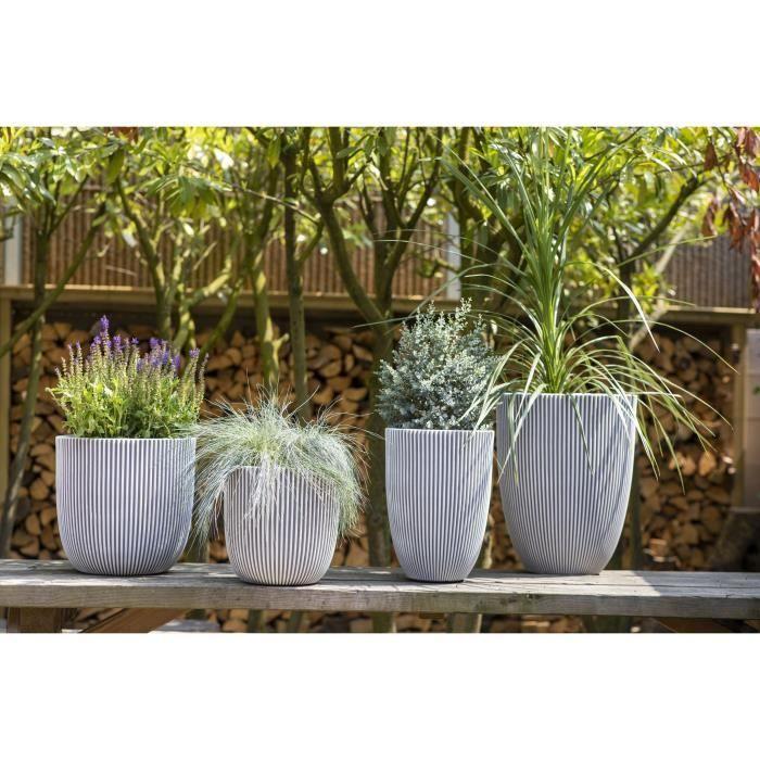 CAPI EUROPE Pot de fleurs GROOVE NL - 43x41 cm - Ivoire - Résistant aux intempéries