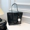 Trendy Medium-sized Pu Tote Bag For College Students With Comfortable Shoulder Strap
