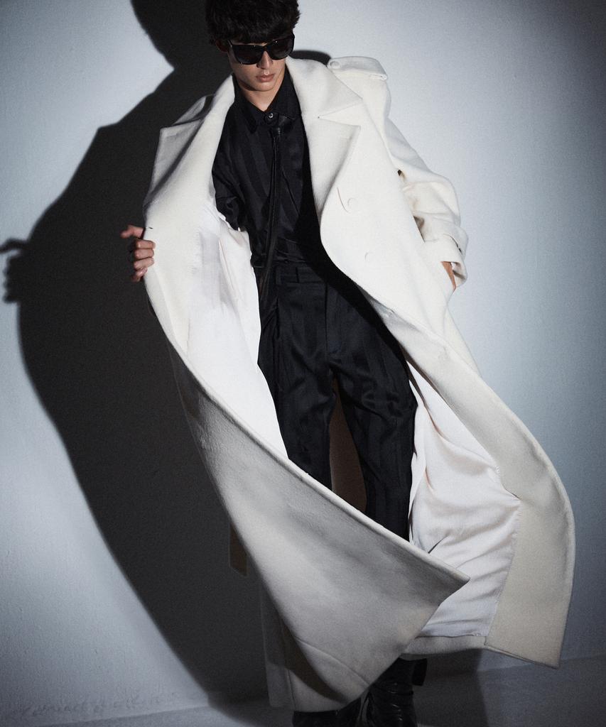 Untage Wool Oversized Long Coat [White(Unisex)]_Uth-Fc11