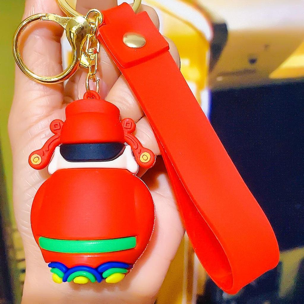 Брелок Бог Богатства: Новогодний автомобильный брелок с предсказанием и маленькая подвеска в подарок