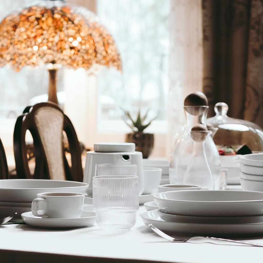 Stunning Deep Porcelain Plate NORD DUKA