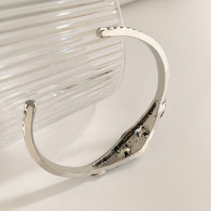 1pcs New Style Personality Retro Turquoise Carved Hollow Geometry Light Luxury Accessories Bracelet Adjustable Opening Bracelet