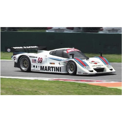 Italeri 1/24 Scale Lancia LC2 Group C Plastic Model Kit (IT3641) with Japanese Instructions