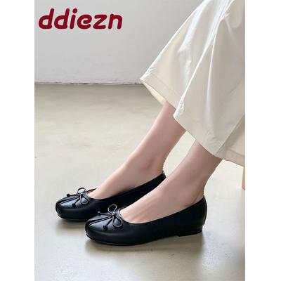 Мода Мода Туфли-балетки с бантом-бабочкой для женщин Женская странная обувь для пальцев ног Неглубокие женские балетки Обувь слипоны Лето Весна 2025 Новинка