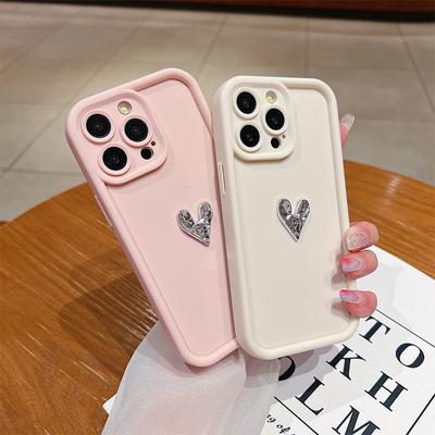 Блестящий 3D Силиконовый Мягкий Чехол-Сердечко для iPhone 17 16 15 14 13 12 11 Pro Max 16 15 14 Plus 17Pro 16E Конфетный Матовый Чехол