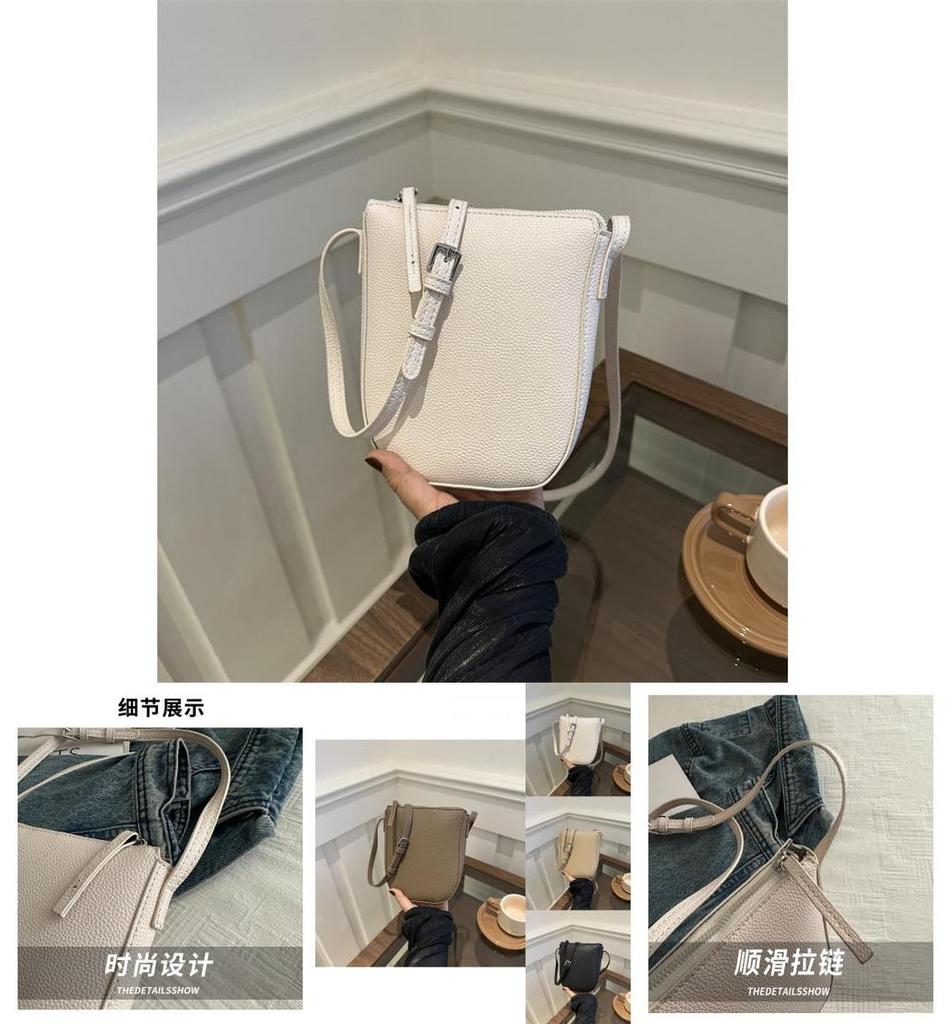 Chic Women's Small Square Bag Stylish 2024 Pu Leather Crossbody Bag With Zipper
