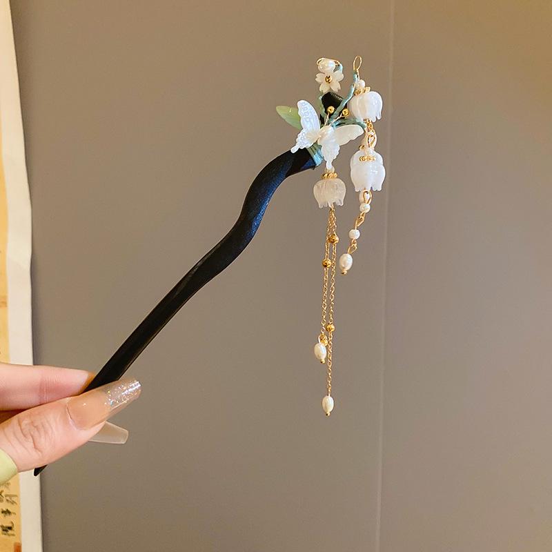 Elegant Pearl Tassel Butterfly Hairpin: Rhinestone-Embellished Chinese Style, Versatile and Luxurious Hair Clip