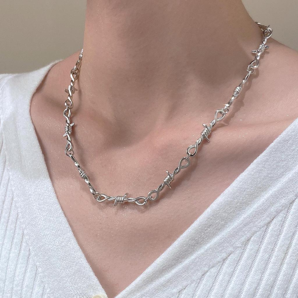 Punk Rivet Cross Clavicle Chain Choker Necklace for Men & Women