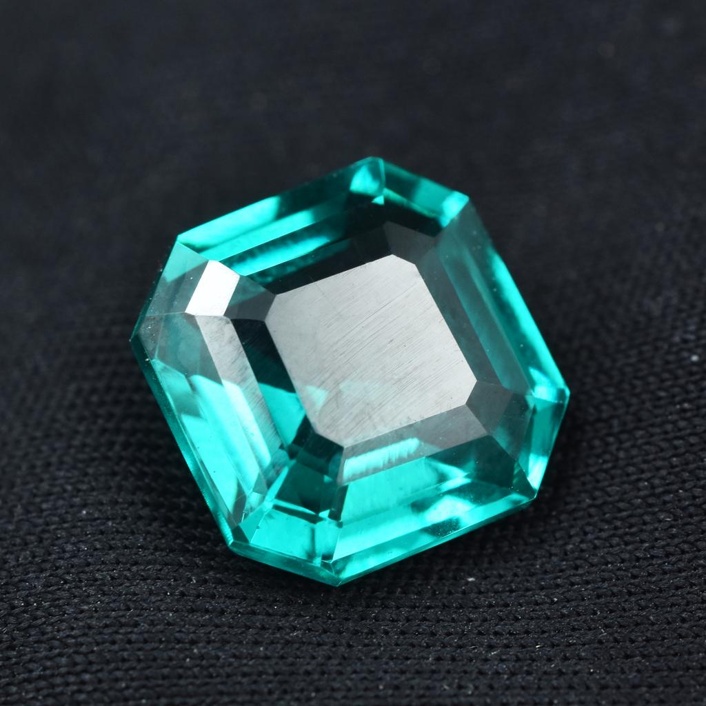 Stunning 10.55 Ct Green Garnet Square Shape Loose Natural Gemstone