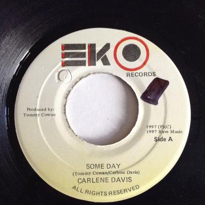 7-дюймовая пластинка CARLENE DAVIS - Some Day NONE EKO Records 1997 Ямайка Регги, Ска и Даб Б/У