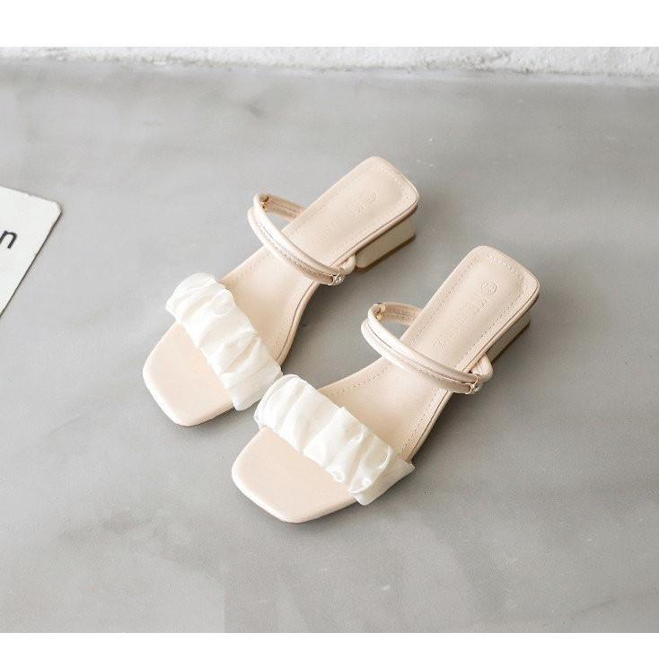 Женские летние сандалии на массивном каблуке во французском стиле 2025: Босоножки и шлепанцы на среднем каблуке, популярные в интернете