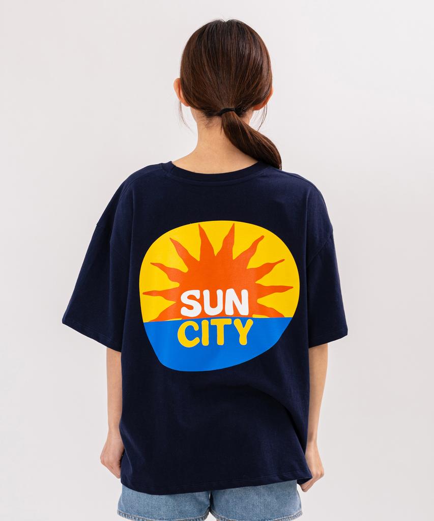 BIGWAVE COLLECTIVE Sun City Smile Boxer Fit T-Shirt (Navy)
