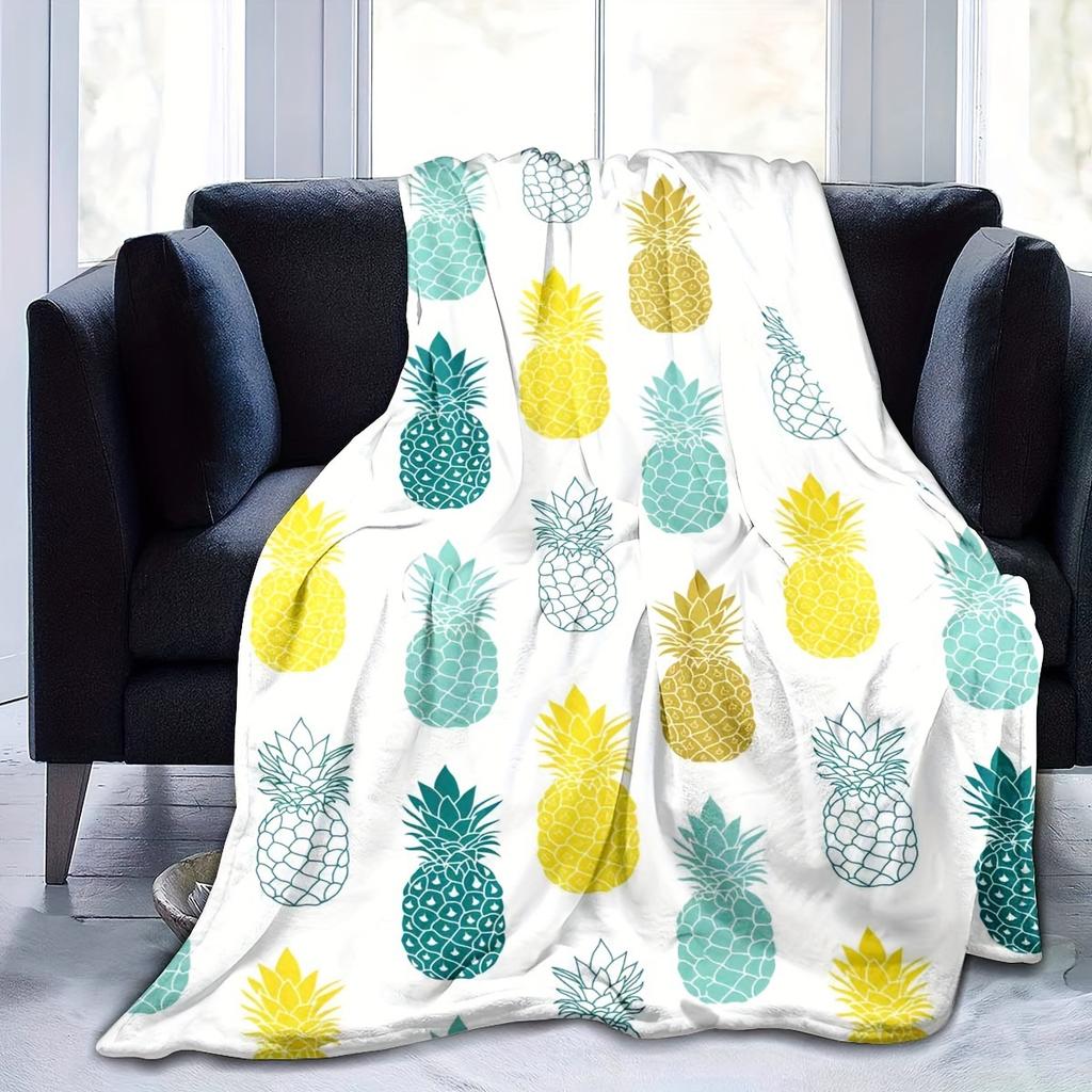 Colored Pineapple Blanket Tropical Fruit Blanket Cartoon Style Flannel Comfort Blanket