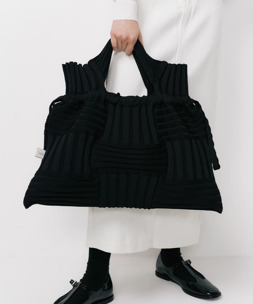 Сумка Pleatsmama с большим бантом Черная