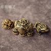 Brass Toad Figurine Desk Decor Feng Shui Wealth Symbol Handheld Copper Ornament Tea Table Home Office