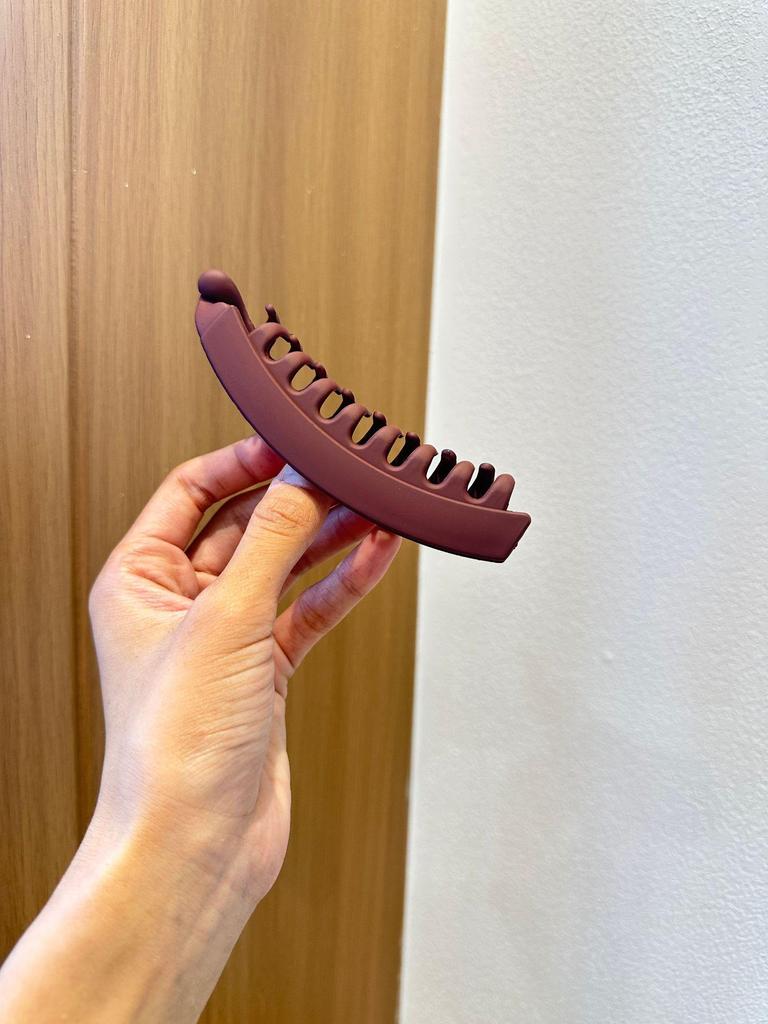 Заколка для волос «банан» 13 см — простая вертикальная заколка для хвоста на затылке