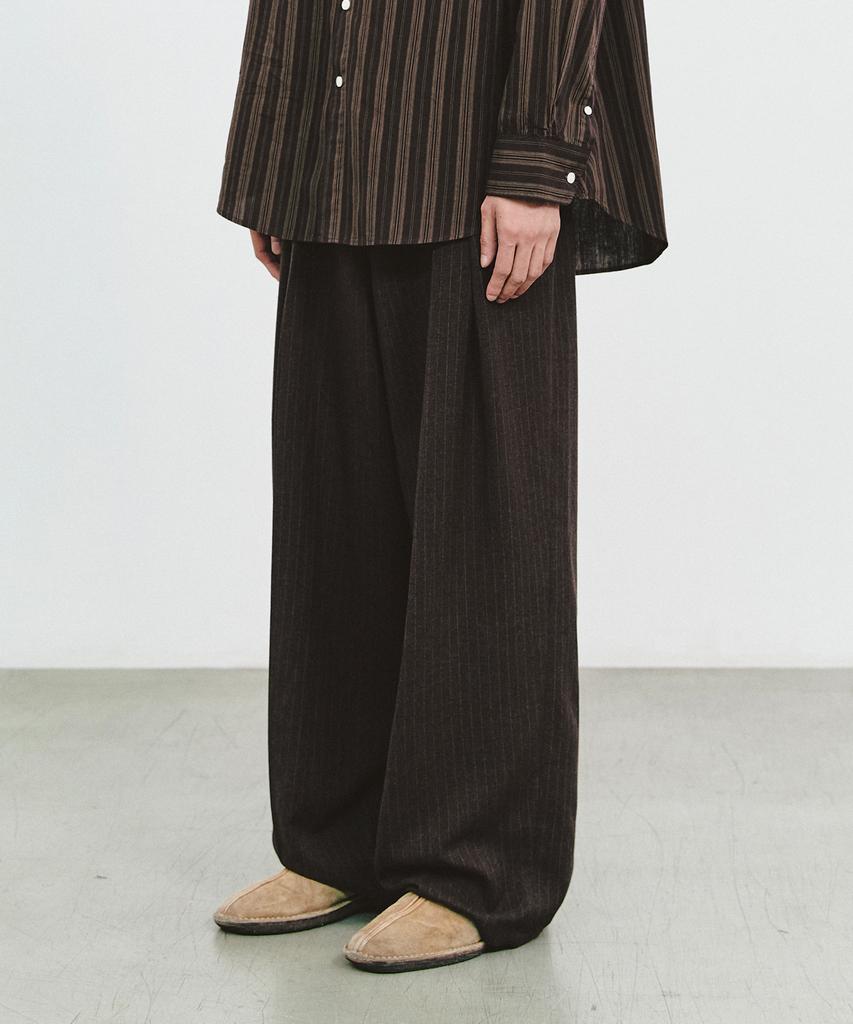 BALLUTE Pin Stripe Deep One Tuck Pants (Brown)