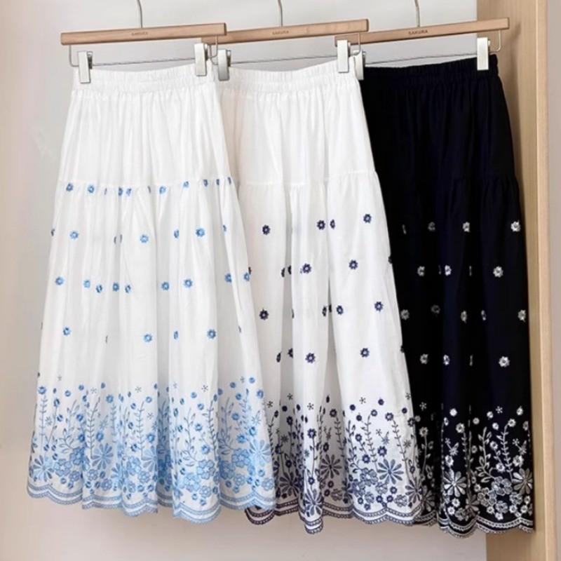 Qooth Women A Line Embroidery Flower Ruffle Skirt Wide Hem Mid Length Elastic Waist Casual Skirt QT2668