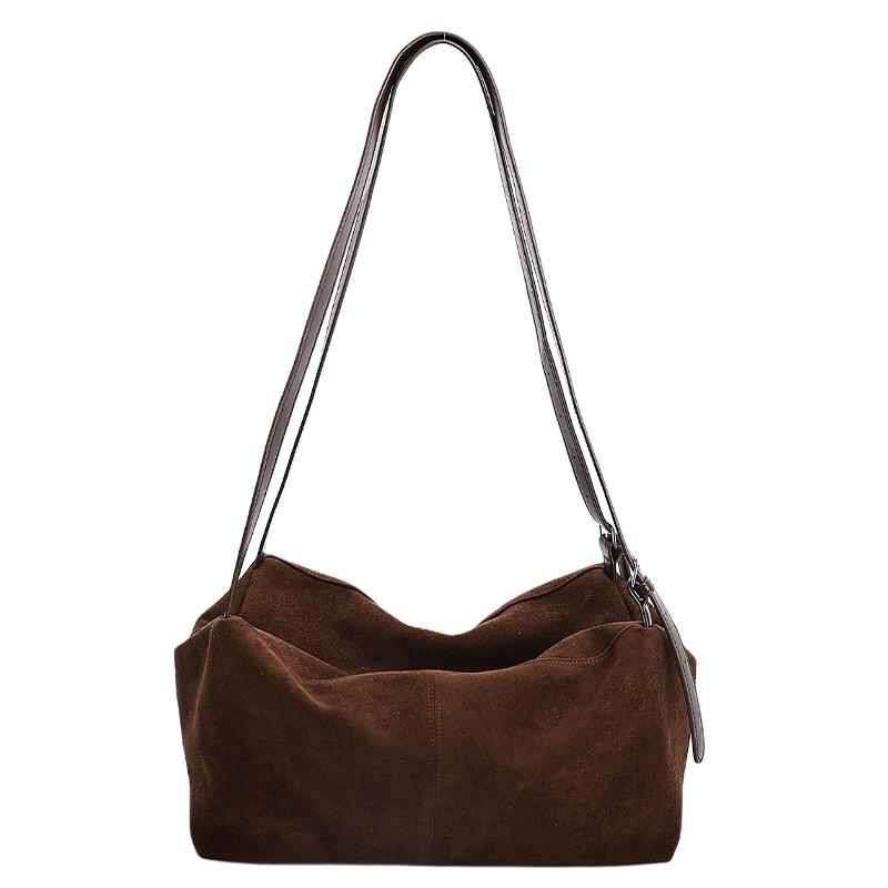 Нишевый высококлассный осенне-зимний замшевый рабочий портфель для поездок на работу 2025 новая ленивая сумка на плечо/подмышку, сумка-тоут