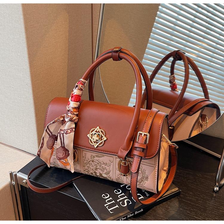 Большая вместительная женская сумка с вышивкой в китайском стиле, новая китайская свадебная банкетная сумка, повседневная сумка из искусственной кожи с магнитной пряжкой