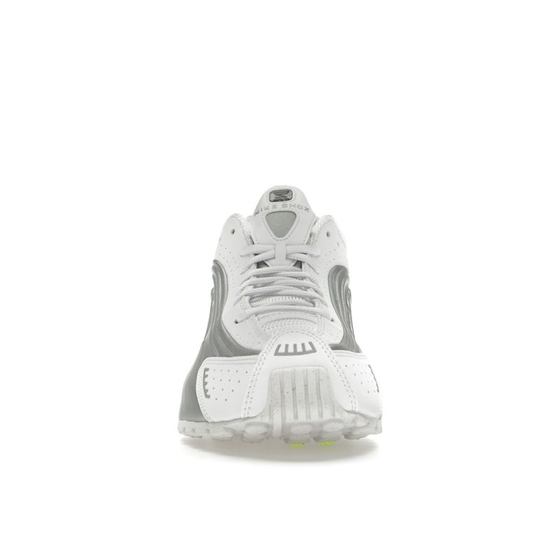 Nike Shox R4 белые металлические серебристые женские кроссовки Volt AR3565-102