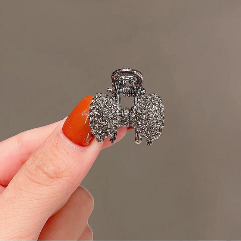 Корейская заколка-краб с бантом из стразов