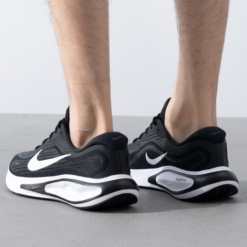 Nike Мужские кроссовки для бега по шоссе Journey Run