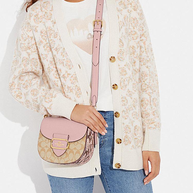 Новая парусиновая сумка-седло COACH Morgan с овчиной, на плечо, кроссбоди, маленького размера, женская, хаки с монограммой и розовая CF410-IMSWZ