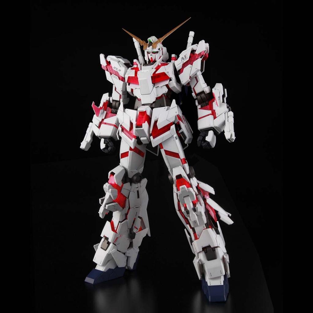 BANDAI SPIRITS Пластиковая модель PG Mobile Suit Gundam UC Unicorn Gundam RX-0 1/60 с цветовой кодировкой