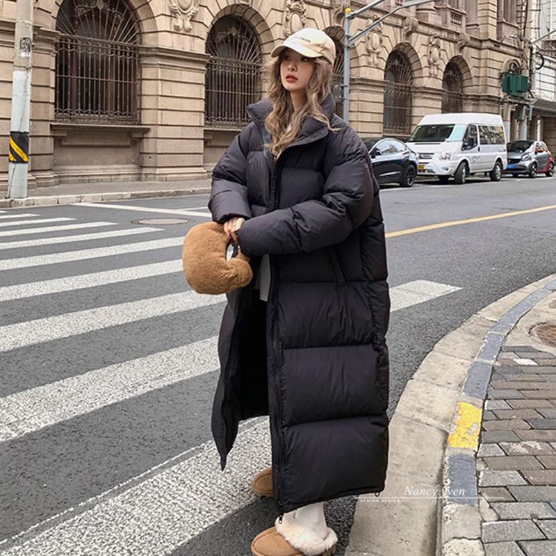 2023 Новые зимние толстые теплые длинные пуховики женские свободные воротник-стойка шарф-пуховик свободные хлопчатобумажные утолщенные куртки-хлебки пальто модные женские парки