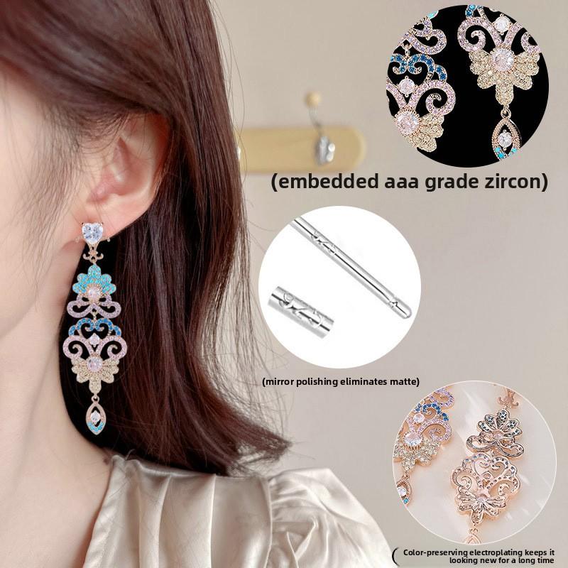 Luxury Court Style Long Hollow Earrings European American Noble Lady Temperament Formal Party Wedding Dress Ear Ornaments