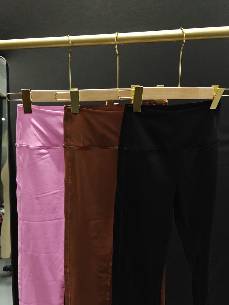 Женский костюм для йоги в европейском и американском стиле: Стильный спортивный топ для пилатеса с красивым дизайном спины