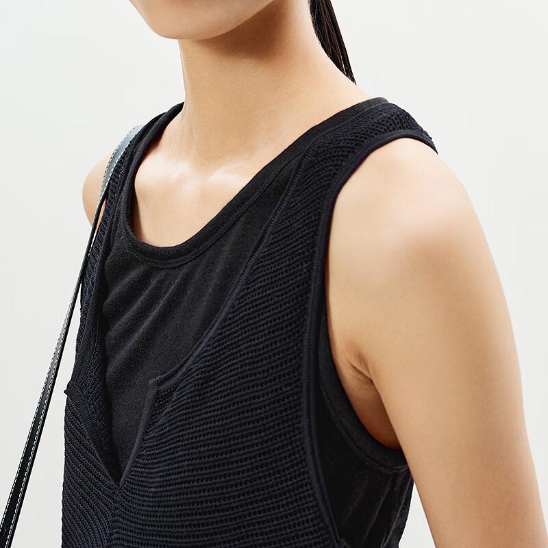 КОМПЛЕКТ ЛЕТНЕГО ТРИКОТАЖНОГО ТОПА С КРУГЛЫМ ВЫРЕЗОМ ПРИЛЕГАЮЩЕГО СИЛУЭТА