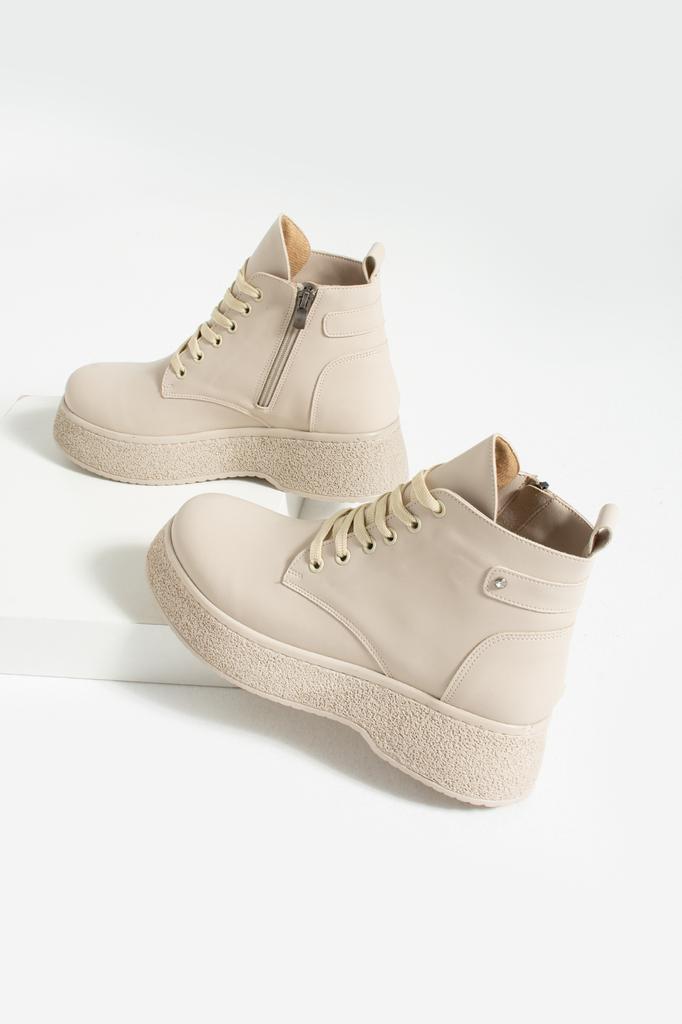 Стильные женские ботинки на удобной подошве на шнуровке 59-901-23Объем