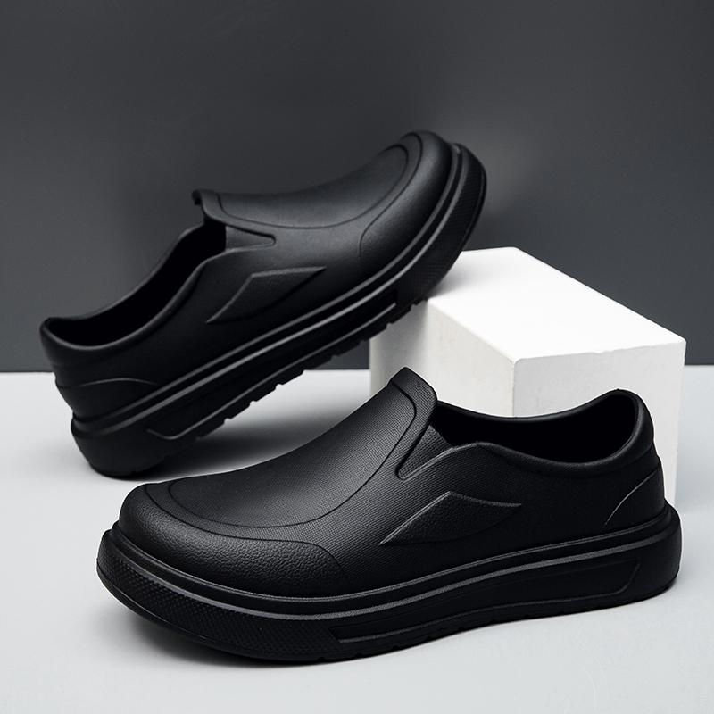 Chef Shoes Non-slip Waterproof Oil-proof Kitchen Work Shoes 2025 Light Breathable Kitchen Slippers Canteen Hotel Shoes for Men