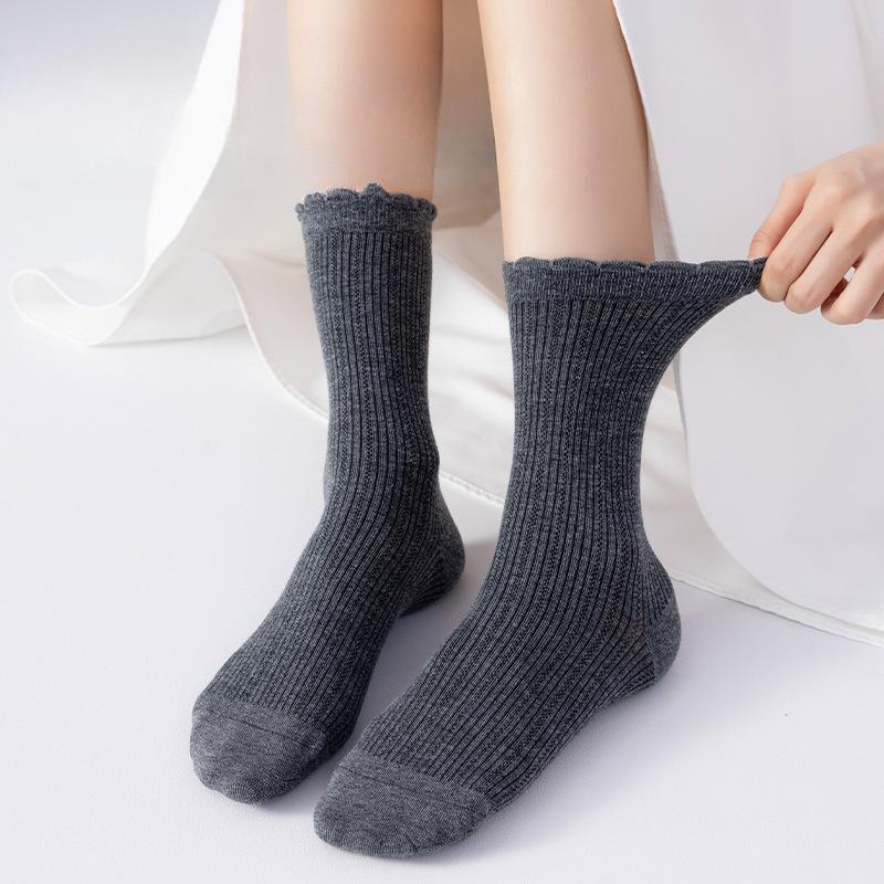 Women's Spring and Autumn Boneless Mid-calf Socks with Lace, Paired with Mary Jane Anti-pilling Cotton Socks