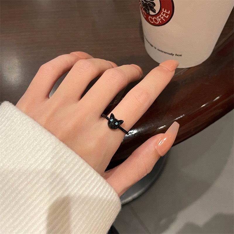 Cute Minimalism Thin Metal Cat Ring For Women Men Retro Silver Color Kitten Animal Zircon Open Ring Party Jewelry Gift
